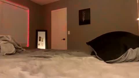 benchedtoast online show from January 5, 10:32 am