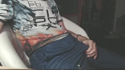 benijamin online show from February 3, 10:43 pm