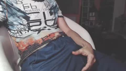 benijamin online show from March 11, 10:20 pm