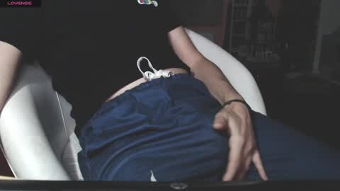 benijamin online show from February 10, 11:45 pm