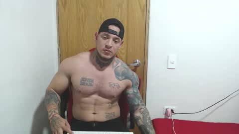 benjamin_isaac online show from March 1, 12:21 am