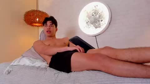 BENJAMIN online show from July 14, 2:05 am