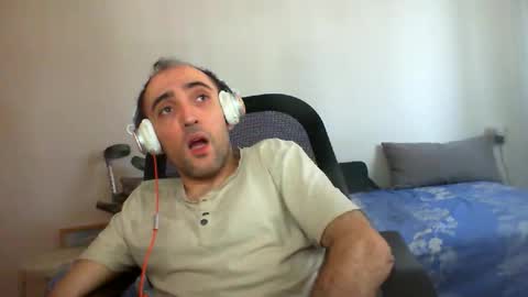 bentish online show from October 20, 7:45 am