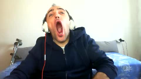 bentish online show from March 28, 12:49 pm