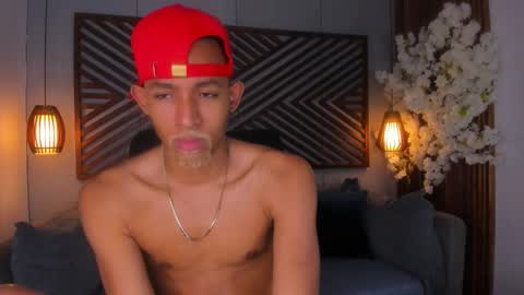 bento_fox online show from October 8, 5:23 am