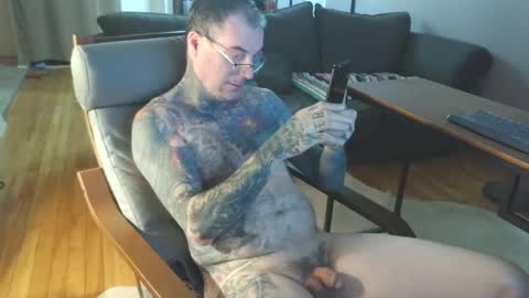 Snapshot of bernhard666 chatting on March 1, 12:12 pm bernhard666 online show from March 1, 12:12 pm