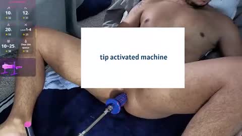 berriess_ online show from April 7, 12:05 pm