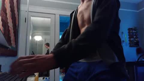 best_triam online show from March 24, 4:12 pm