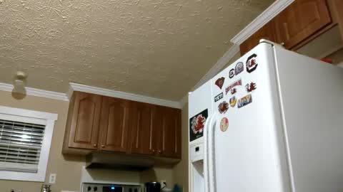 bharvey767097 online show from October 3, 12:04 am