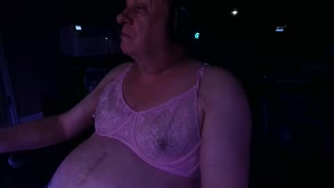 Redmoon online show from April 19, 4:01 am