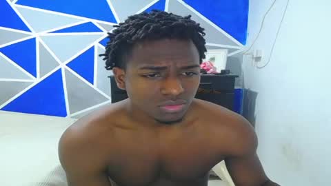 Snapshot of big_black11 chatting on March 7, 12:12 pm big_black11 online show from March 7, 12:12 pm