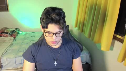 Logan Sprouse online show from February 23, 11:28 pm