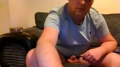 bigandsmall1989 online show from January 22, 12:59 am