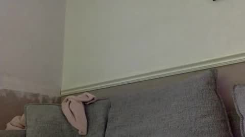 bigbumlover2377 online show from December 1, 1:25 pm