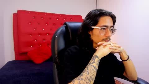ROBB online show from June 8, 8:32 pm