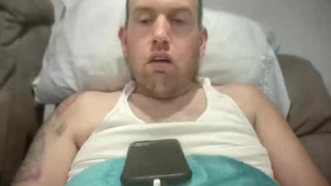 bigcocksuckingslut online show from December 28, 2:11 am