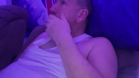 bigcocksuckingslut online show from March 22, 11:54 pm