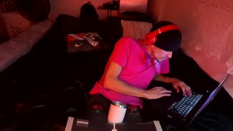 bigdickpapishampoo online show from February 11, 5:45 am