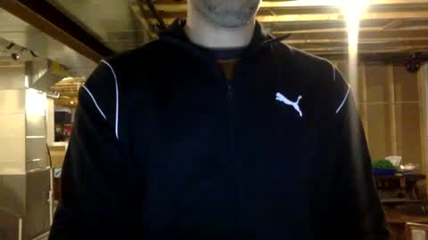 Snapshot of bigdickshowoff9877 chatting on January 31, 1:01 am Bigdickshowoff9877 online show from January 31, 1:01 am