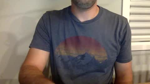 Snapshot of bigdickshowoff9877 chatting on September 10, 4:22 am Bigdickshowoff9877 online show from September 10, 4:22 am