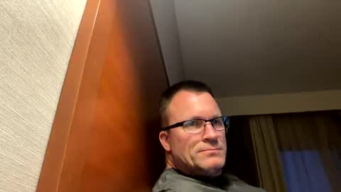 bigger22332233 online show from February 21, 2:06 am