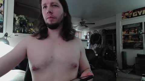 biggerisbetter21 online show from February 26, 10:55 pm