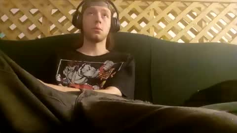 biggestboiiii online show from October 8, 8:07 am