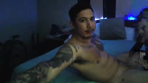 bigjraw2487 online show from November 1, 7:12 am