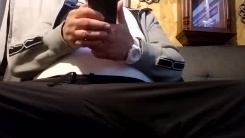 Snapshot of biglk324645168 chatting on October 28, 7:33 am biglk324645168 online show from October 28, 7:33 am