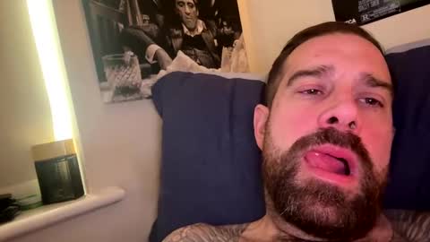 bignickohyes online show from February 15, 10:55 am