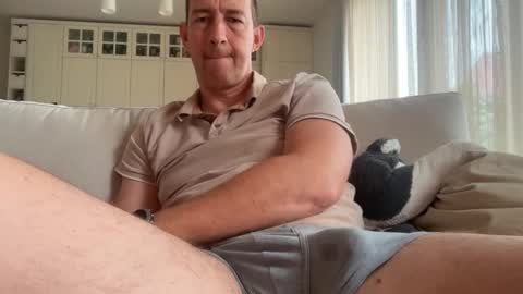 bigragazz21 online show from June 1, 10:04 am