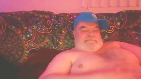 bigstuffbear online show from October 21, 3:59 pm