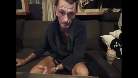 bigswe1 online show from December 4, 2:31 am