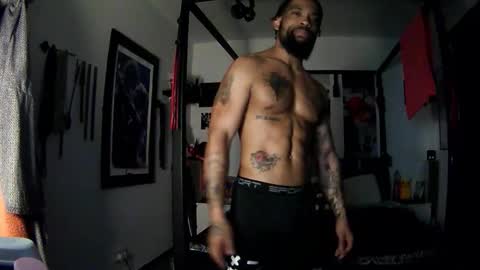 bigtawkz online show from November 14, 8:32 pm