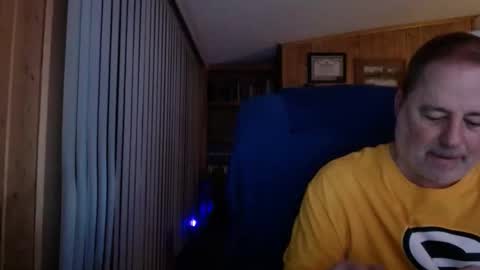 Snapshot of bigthicksatisfying2 chatting on October 20, 12:47 am bigthicksatisfying2 online show from October 20, 12:47 am