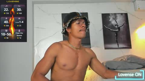 bigxxo online show from April 14, 12:33 am