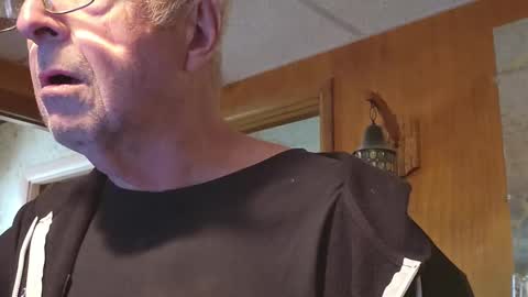 bill_25061 online show from October 22, 6:32 pm