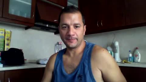 Snapshot of billos26 chatting on October 1, 7:34 am billys greece online show from October 1, 7:34 am