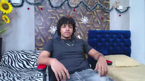 black_king_241 online show from November 28, 3:10 am