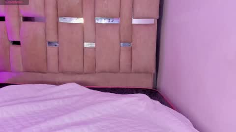 B L A C K  R O S E  online show from February 12, 11:27 am