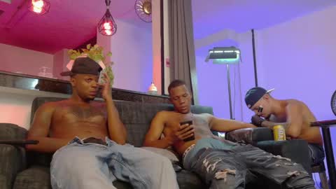 Black Dreams online show from May 29, 1:59 am