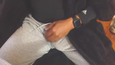 Aqua online show from January 6, 3:19 pm