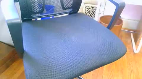 Aqua online show from March 4, 4:14 pm