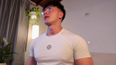 Blake Levi  Independent Model online show from February 8, 11:24 pm