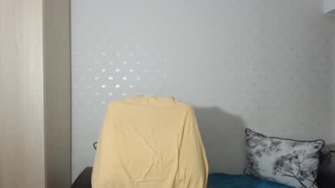 Mr Blond online show from March 7, 8:33 pm