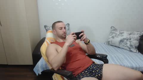 Mr Blond online show from February 3, 10:32 pm