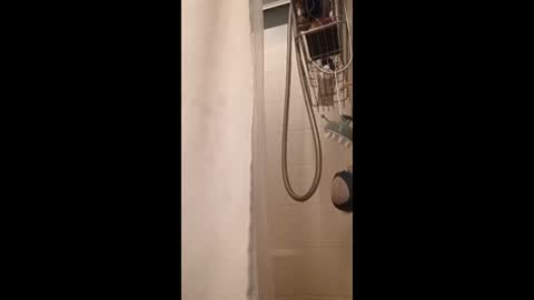 blue17562 online show from April 1, 4:14 am