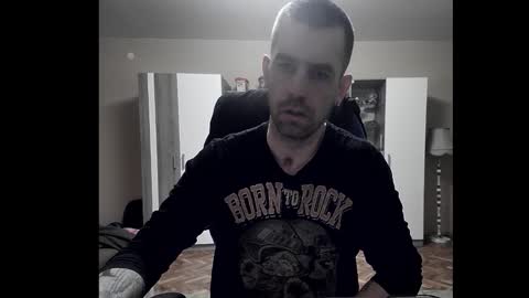 Runaway online show from February 1, 7:45 pm