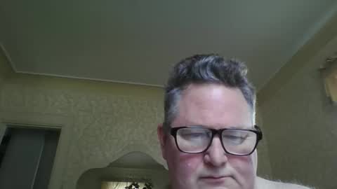 bluemoose70 online show from September 12, 5:57 pm