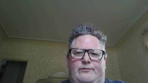 bluemoose70 online show from October 8, 2:43 pm